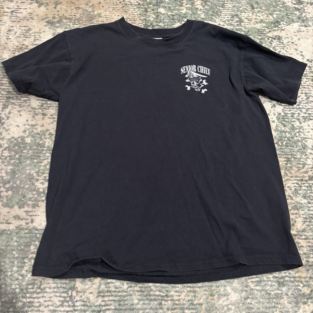 2009 Anvil  "Retired Skull & Crossbones" black t-shirt  Large